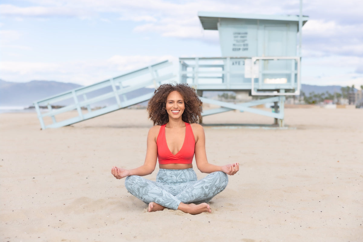 Pilates tijdens je menstruatie: zo pas je je practice aan