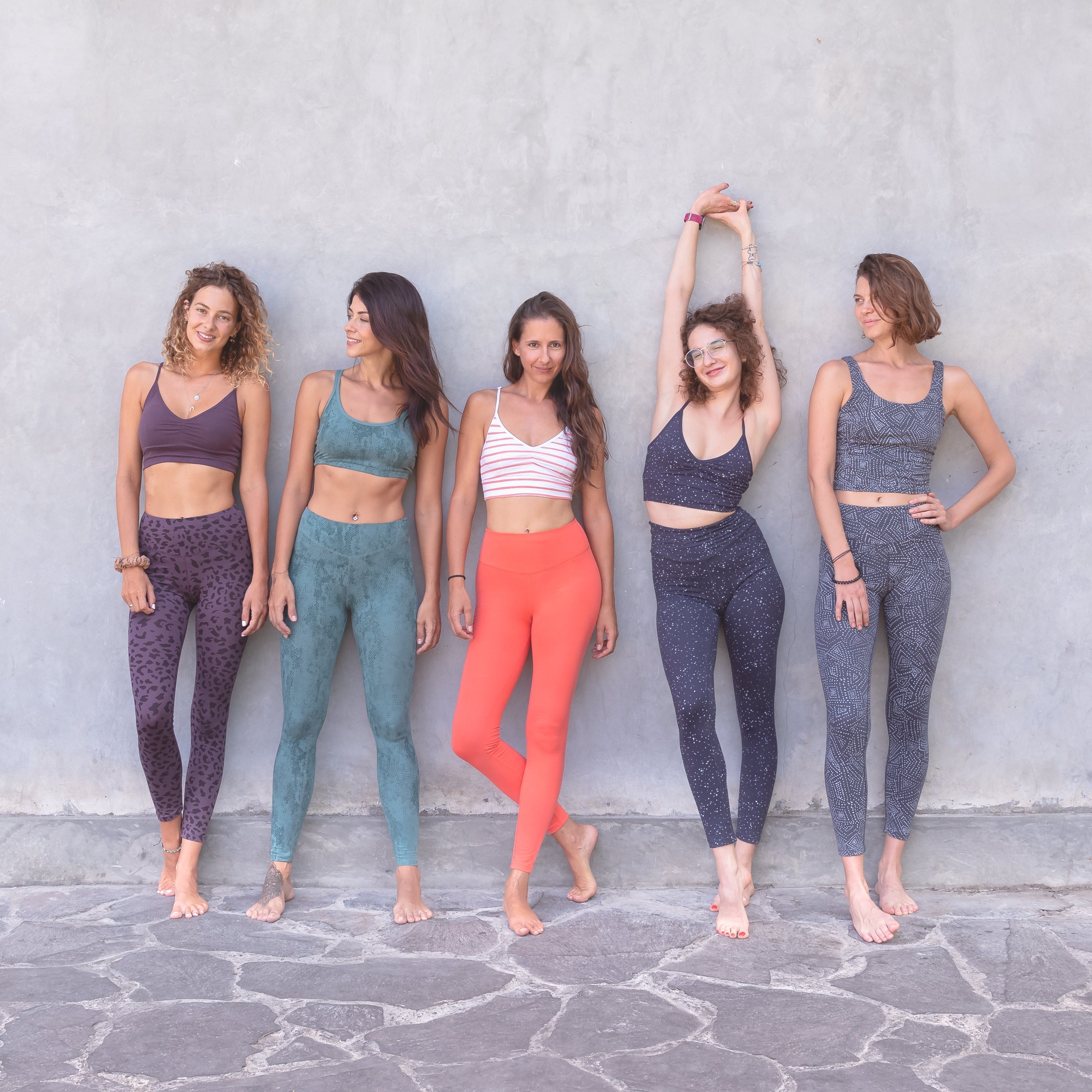 Welke kleur yoga kleding set past bij jouw energie? Ontdek wat jouw favoriete kleur over jou vertelt