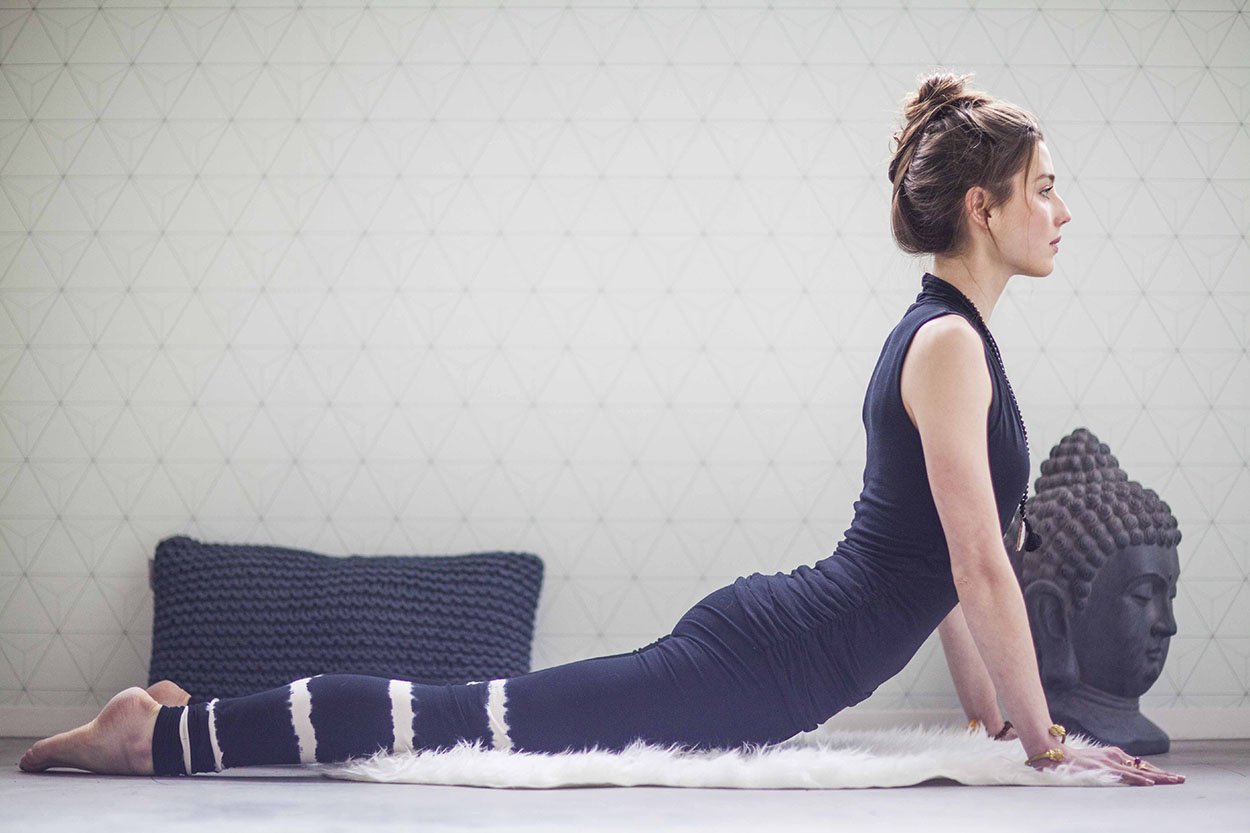 Online yogalessen: tips om je virtuele yoga te rocken!