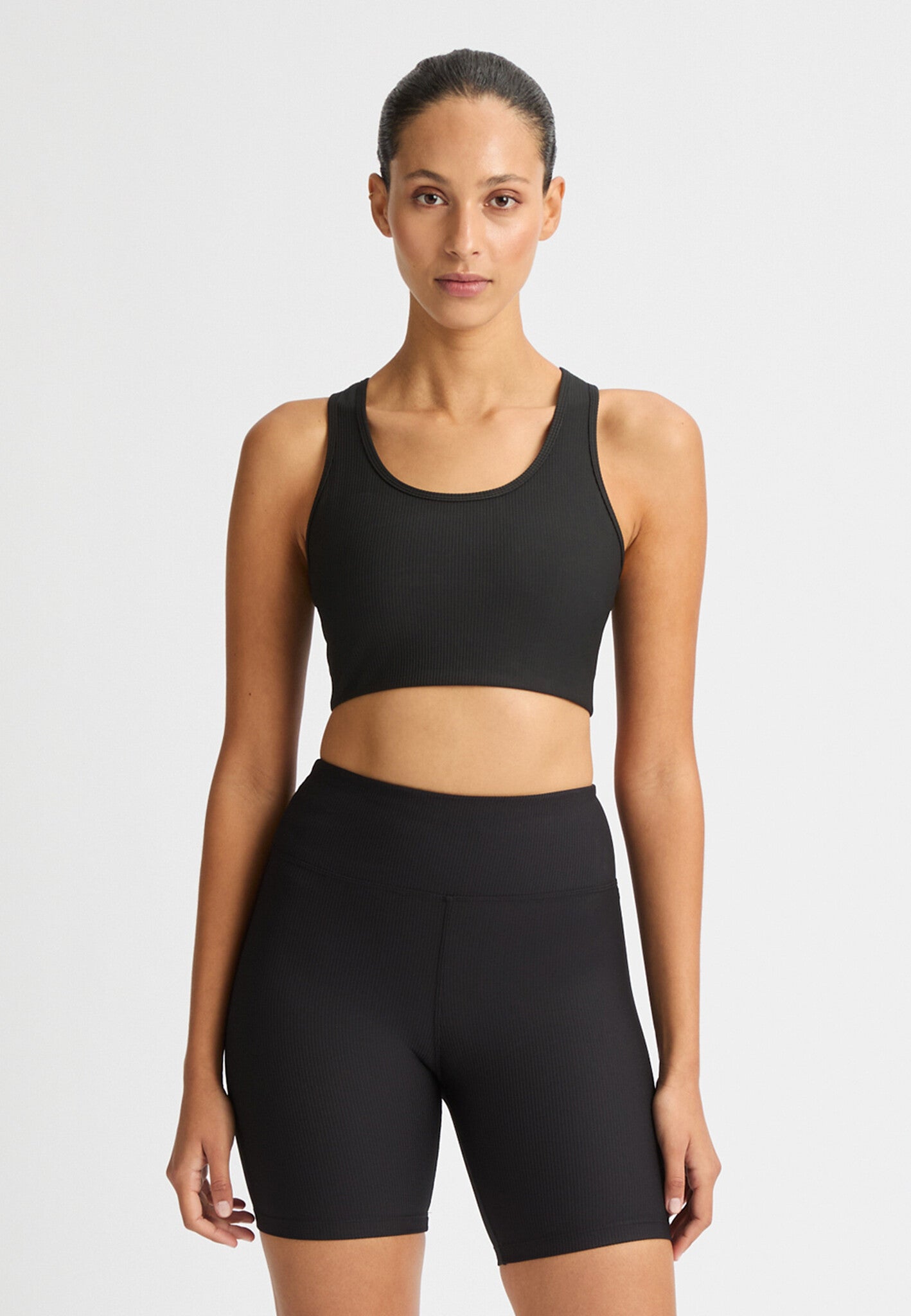 Ribbed R Racerback Sportsbra - Black