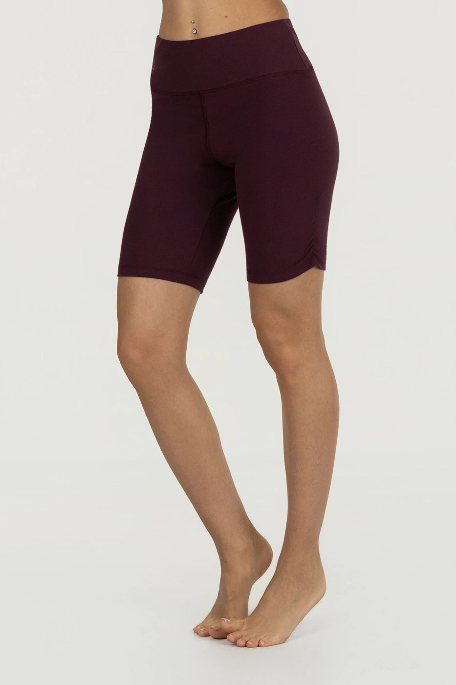 Anara Yoga Pilates Shorts – Fig