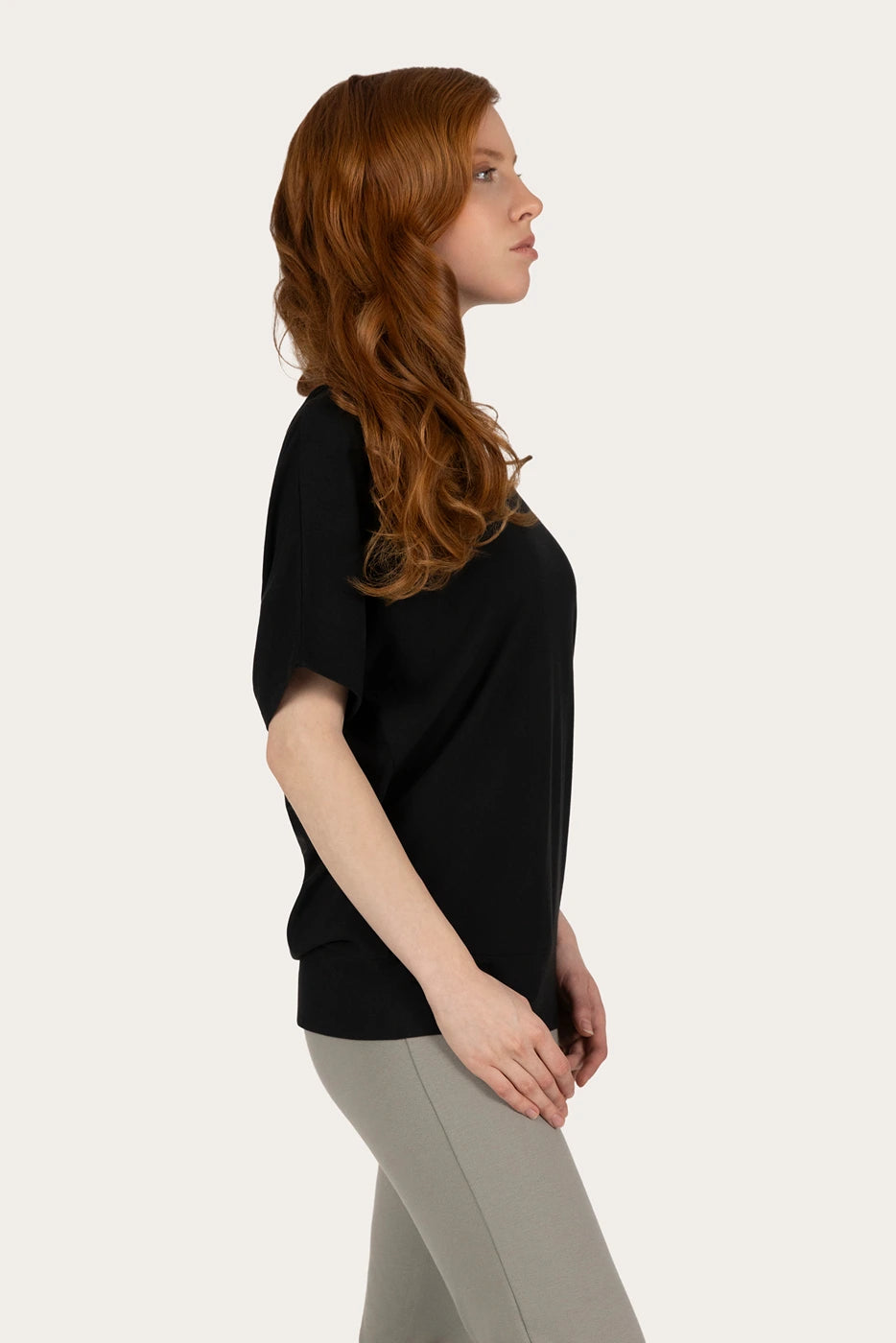 Budhi Short Sleeve Yoga Tee - Onyx Black