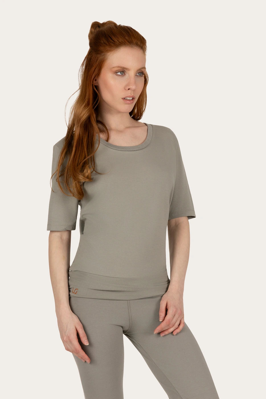 Kami Yoga Tee - Smokey Quartz