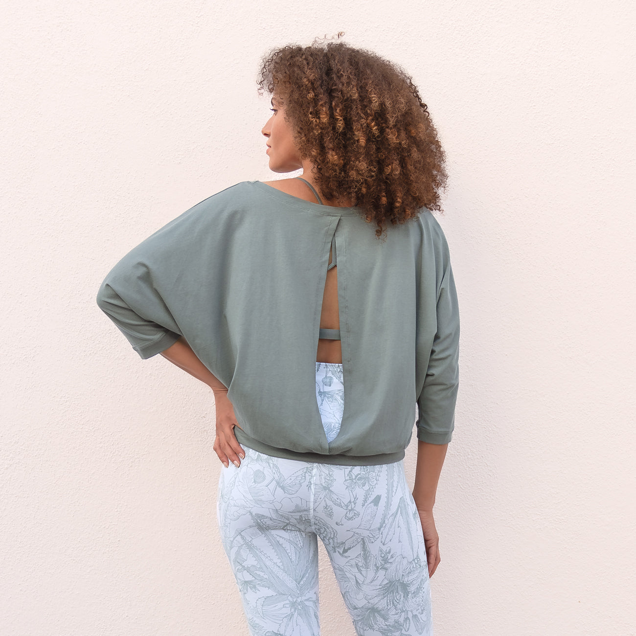 Frida 3/4 Yoga Shirt - Agave