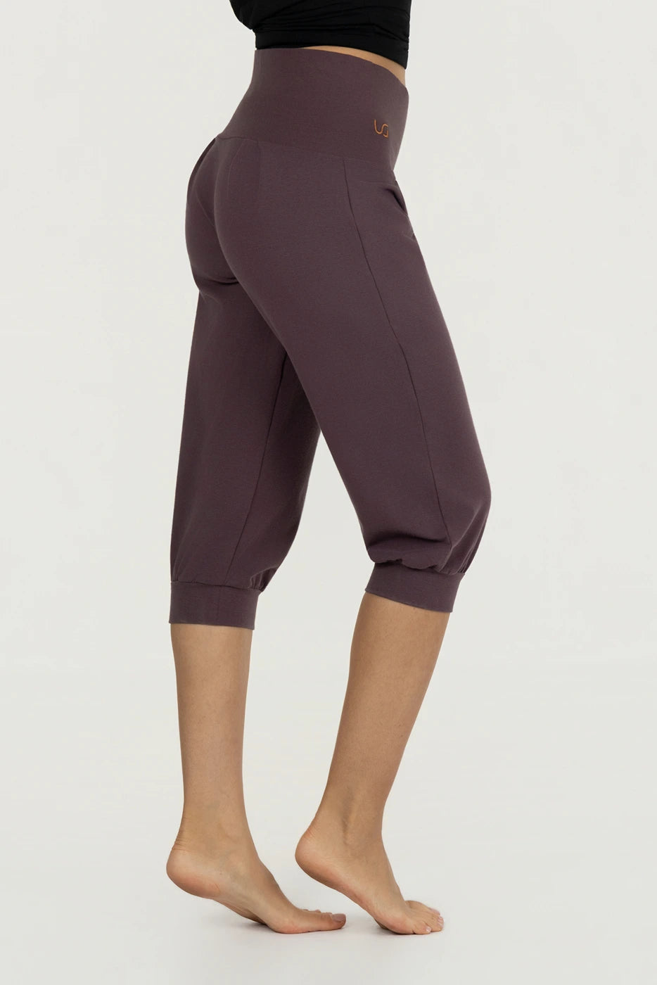 Sukha Yoga Capri - Berry