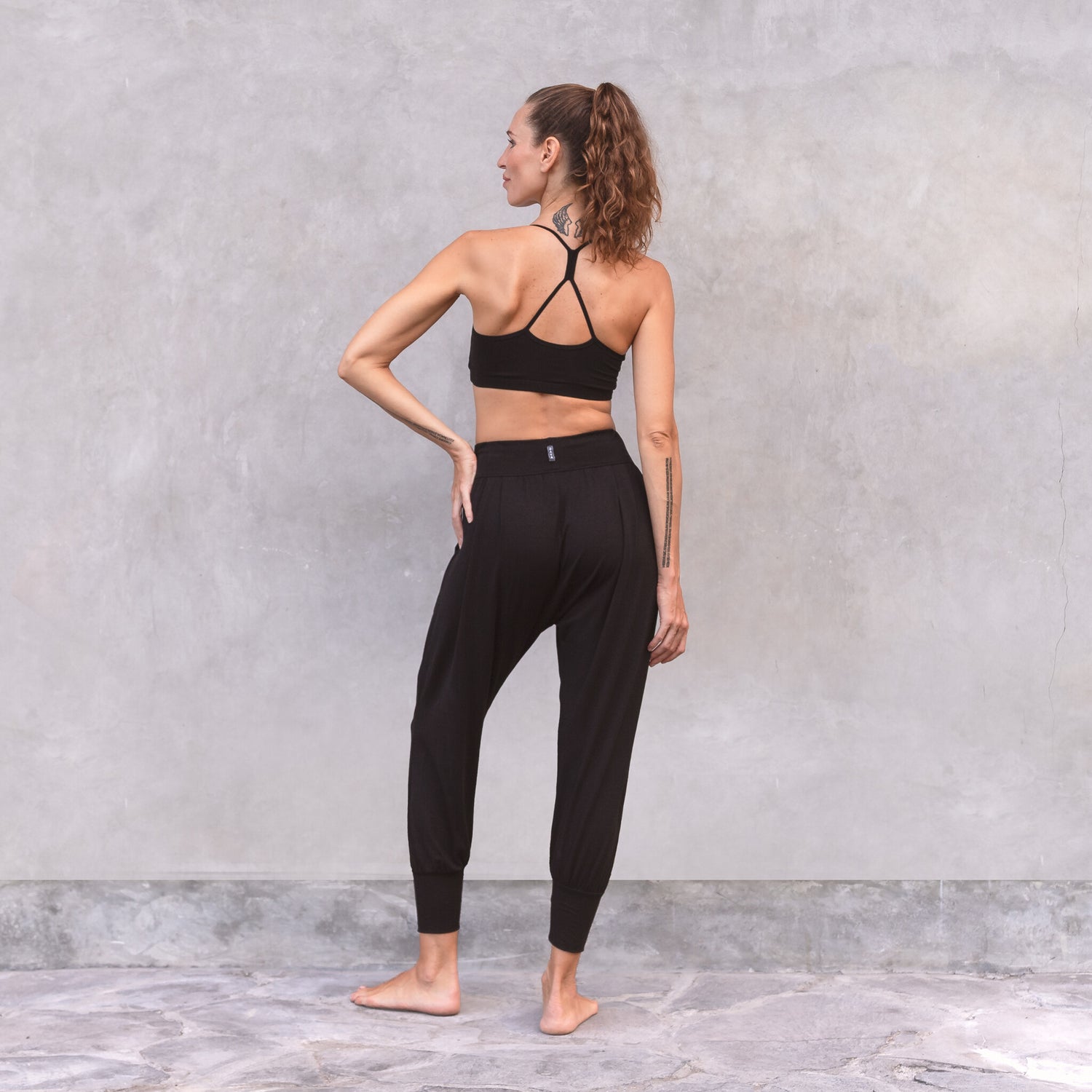 Beyonce Racerback Yoga Bh - Black