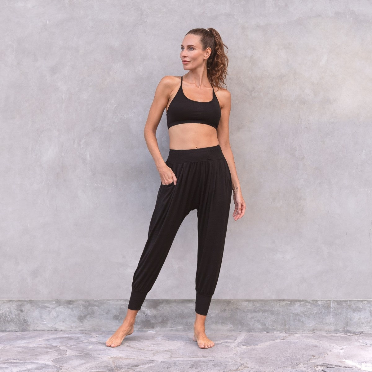 Beyonce Racerback Yoga Bh - Black