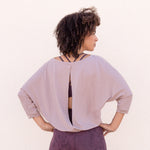 DC_3-4-shirt-frida_taupe_back