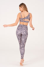 Onzie | High Rise Yoga Legging | Rose Giraffe | Yoga legging met hoge taille | Dames yogakleding 