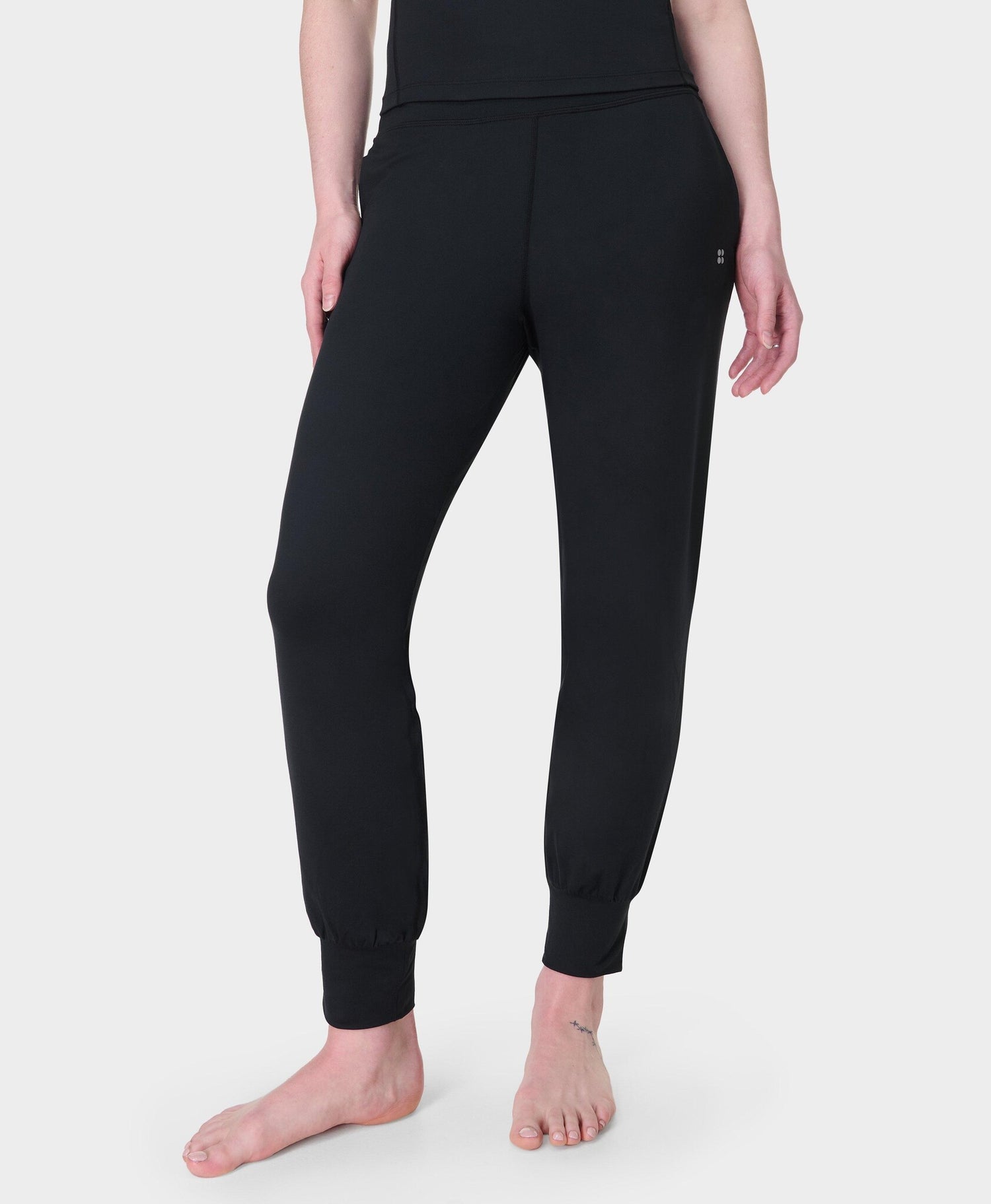 Sustainable Gaia Performance Yoga Pants - Black