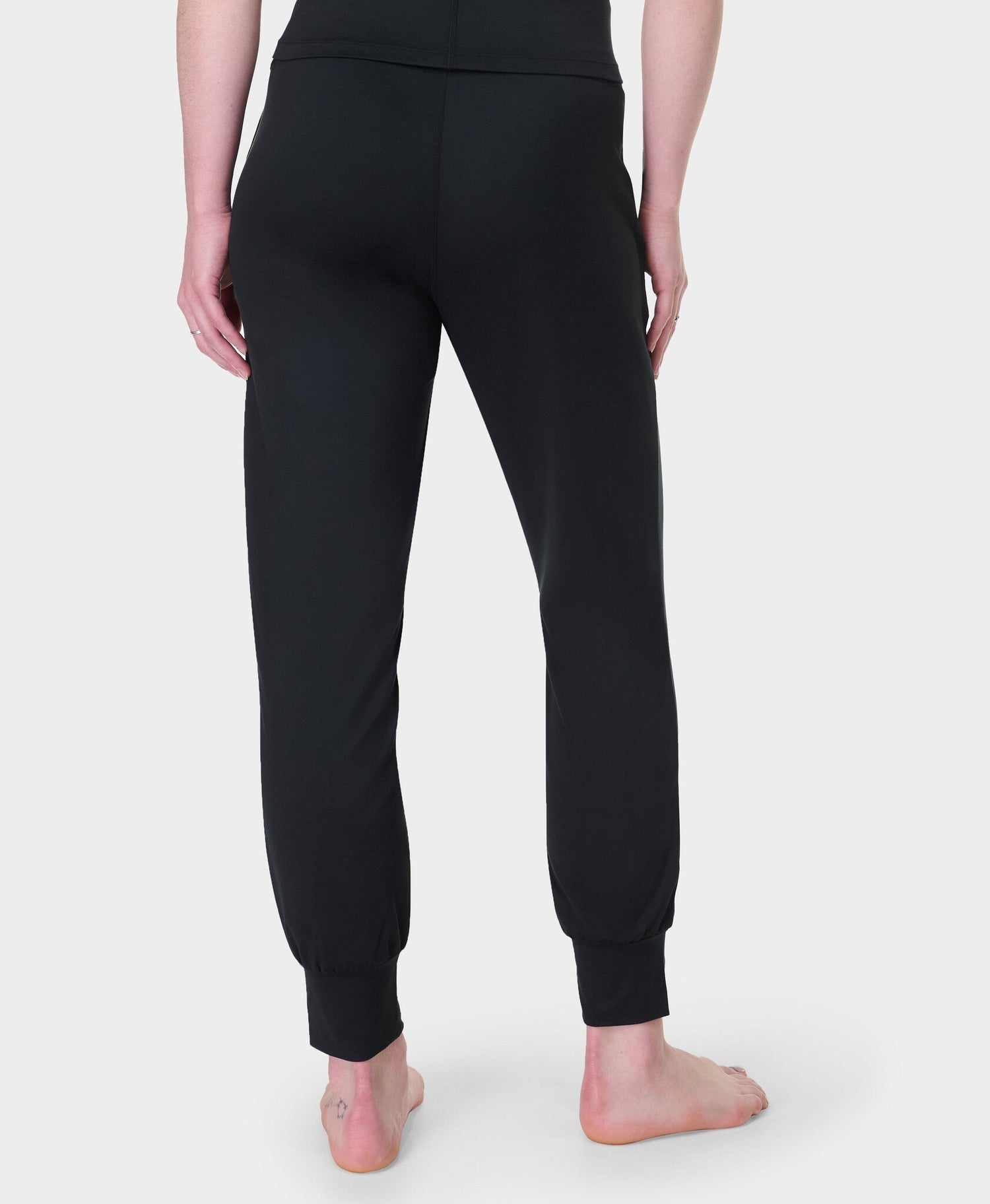 Sustainable Gaia Performance Yoga Pants - Black