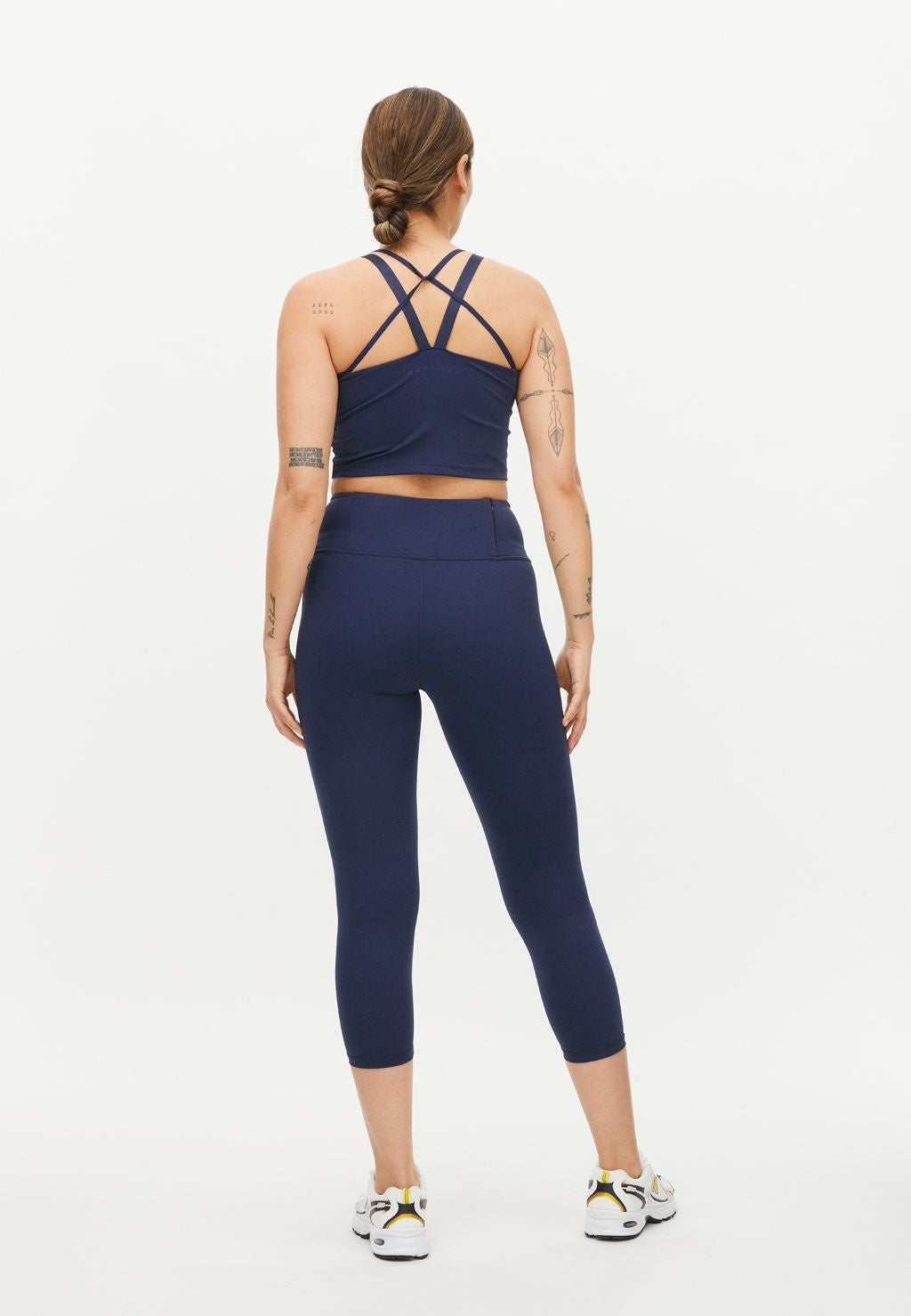 Sculpture Strap Yoga Top - Black Iris