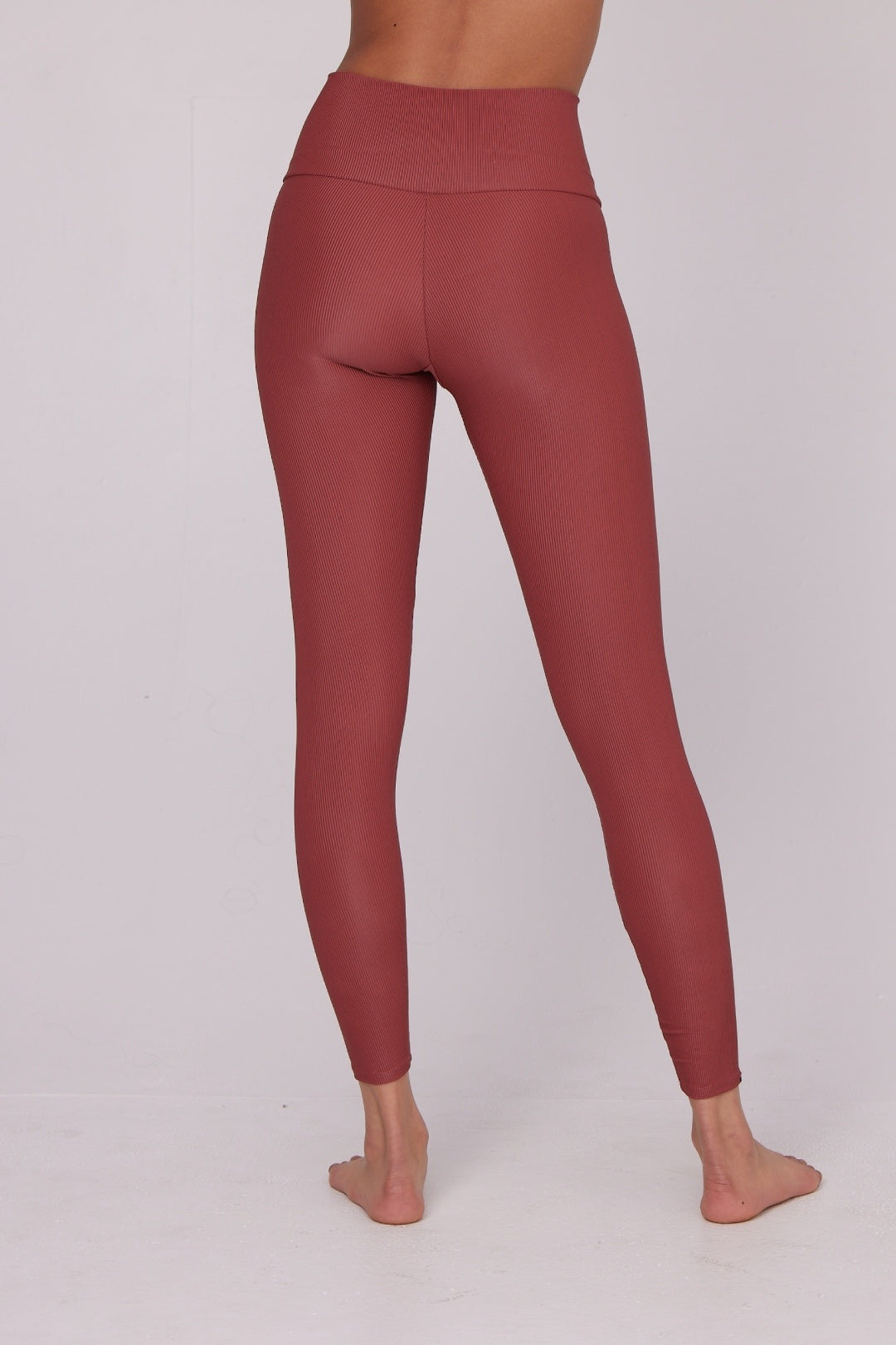 Trendy High Rise V Yoga Legging - Warm Pinecone Rib