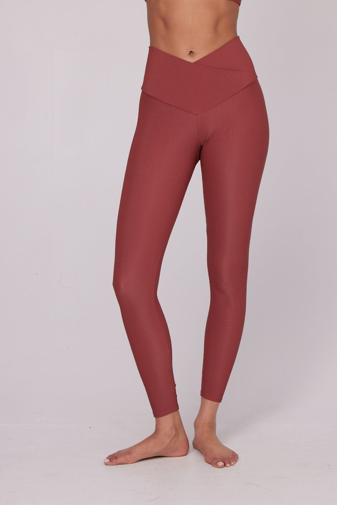 Trendy High Rise V Yoga Legging - Warm Pinecone Rib